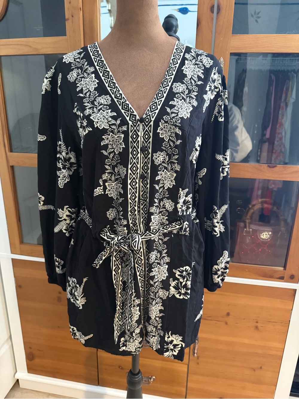 Japna Black & White Floral V-Neck Tie-Waist Women's Romper